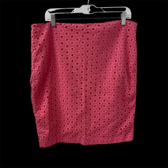 Charter Club Pink Skirt Eyelets with Matching Pink Liner Women’s Size 16 - Picture 2 of 11